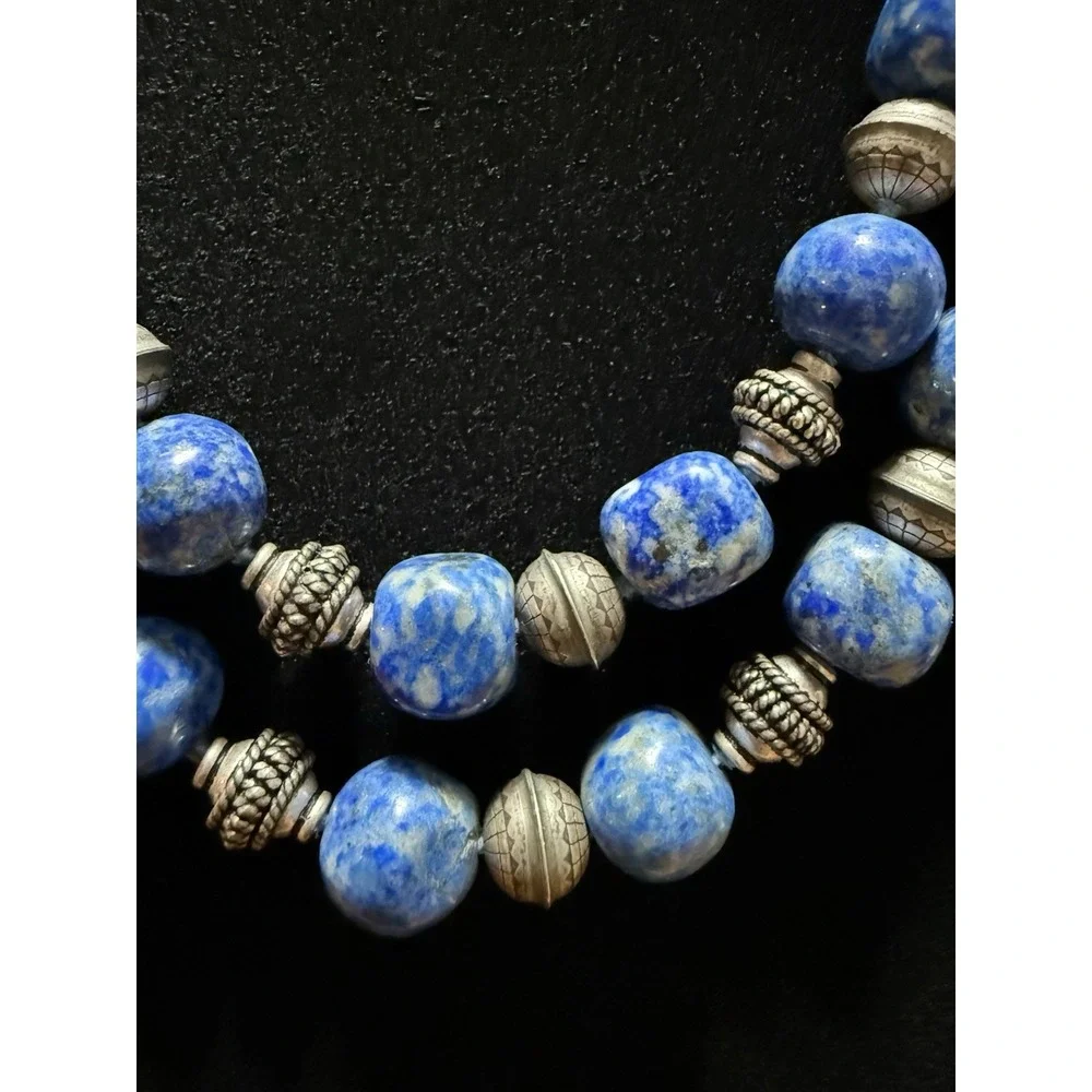 Native Pearl Lapis Lazuli Desert Southwest Native Bench Bead Silver Necklace 31